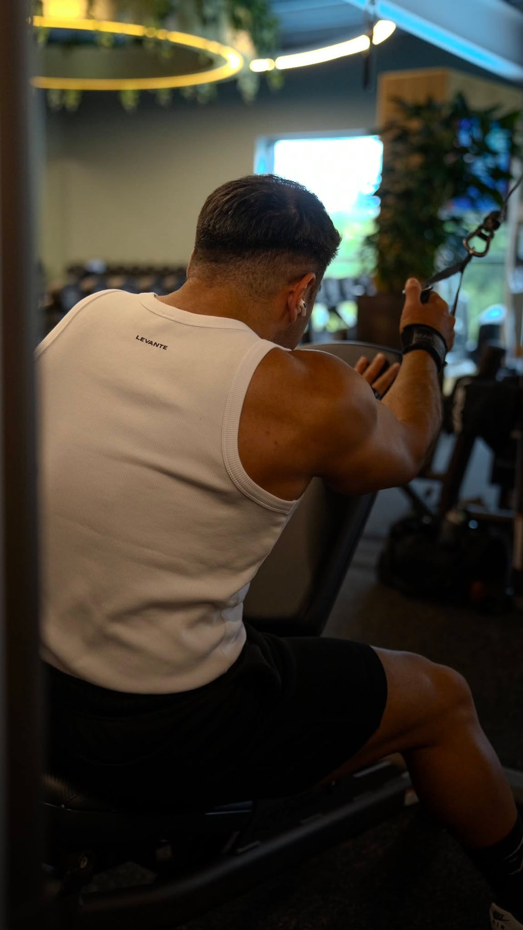 Signature Ribbed Vest